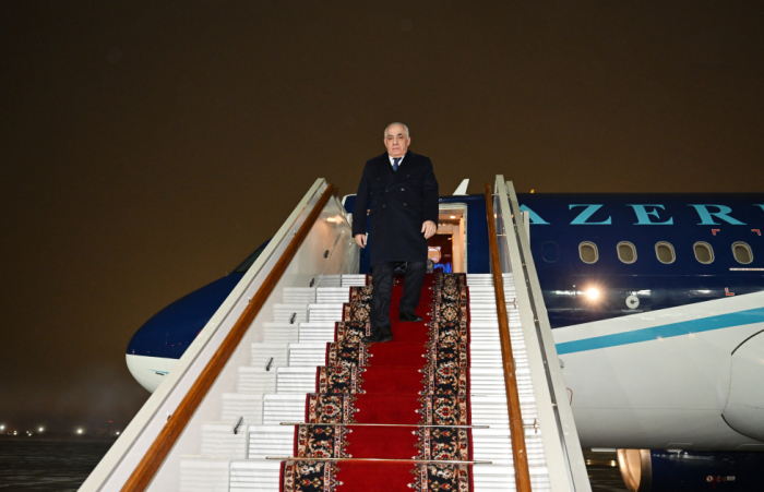 Prime Minister Ali Asadov arrives in Moscow for working visit