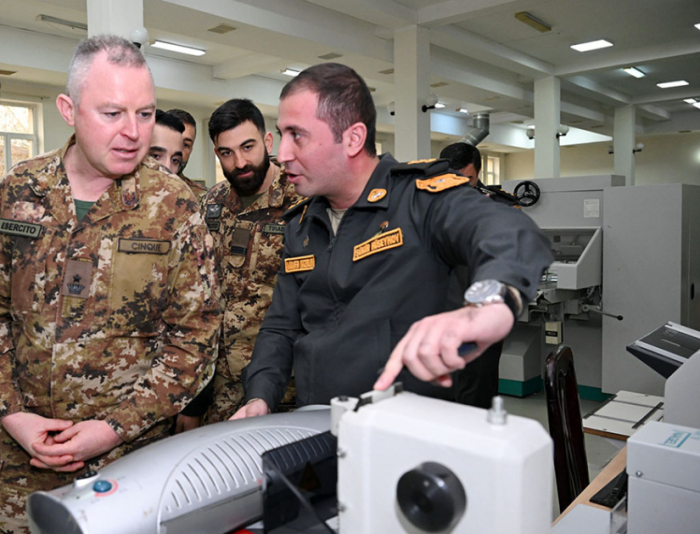 Italian military delegation visits Azerbaijan