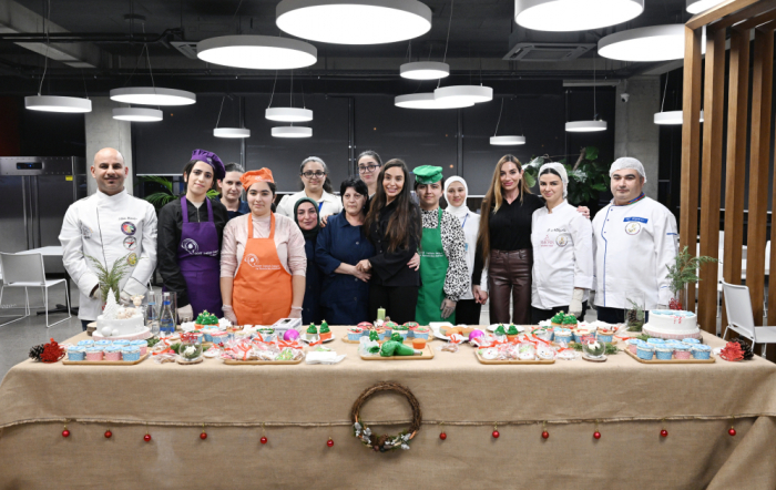   Leyla Aliyeva et Arzou Aliyeva visitent le Centre de développement inclusif et de créativité DOST -   Photos    