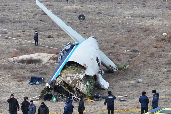  Kazajistán enviará las cajas negras del avión siniestrado a Brasil para investigación 