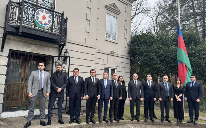 Azerbaijani Embassy in US commemorates plane crash victims