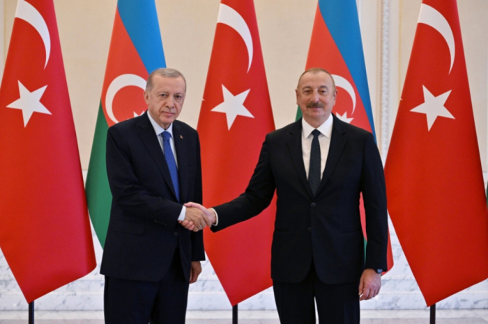  Erdogan felicitó al presidente Ilham Aliyev 