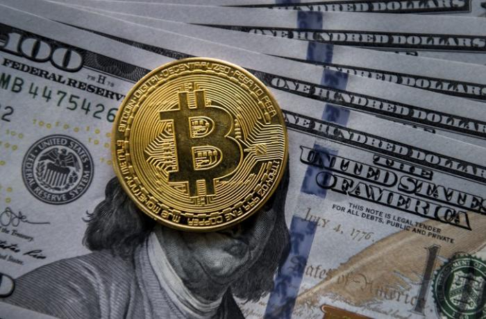 “Bitcoin”in dəyəri rekord həddə çatdı  
