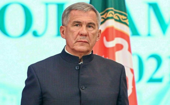   Le président de la République du Tatarstan arrive en Azerbaïdjan  