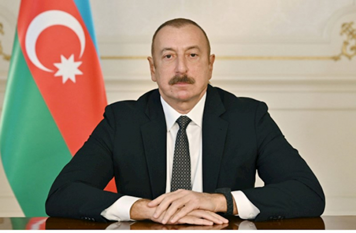  Ilham Aliyev felicitó a su colega keniano 