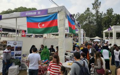  Azerbaiyán está representado en la feria diplomática benéfica organizada en Nueva Delhi 