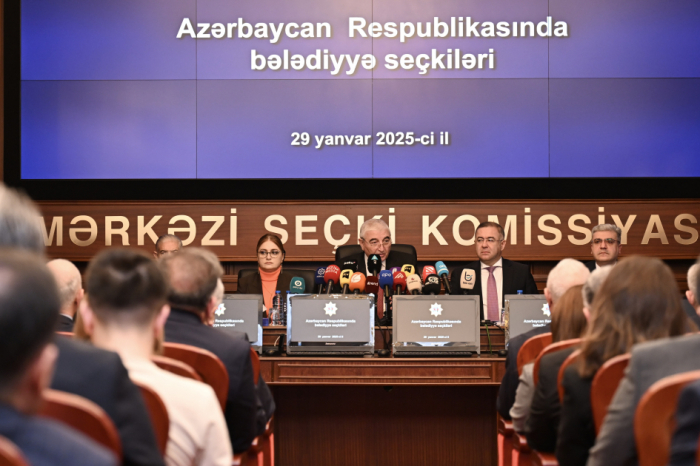   La CEC de Azerbaiyán ofrece una rueda de prensa sobre el inicio de las elecciones municipales  