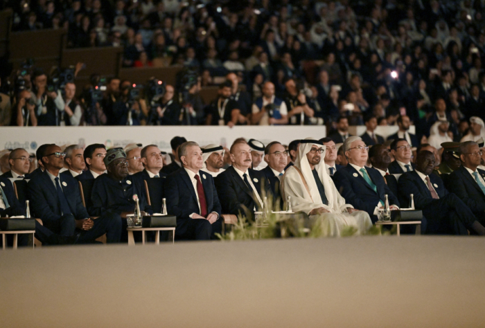  Le président Ilham Aliyev participe à la cérémonie d’ouverture de la Semaine de la durabilité d’Abu Dhabi 