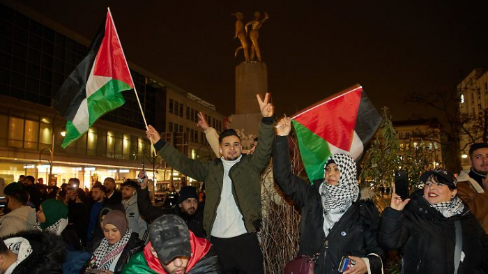   Jubel und Rufe zur Vernichtung Israels in Berlin - mehrere Festnahmen  