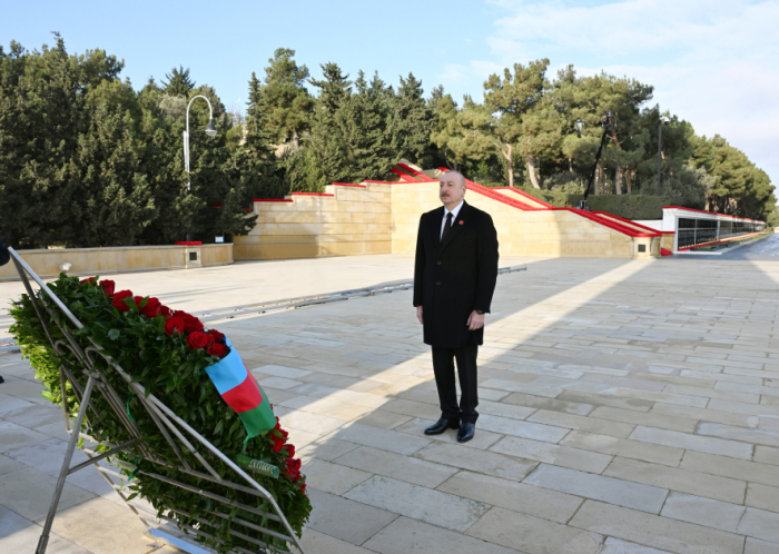   President Ilham Aliyev pays tribute to 20 January martyrs  