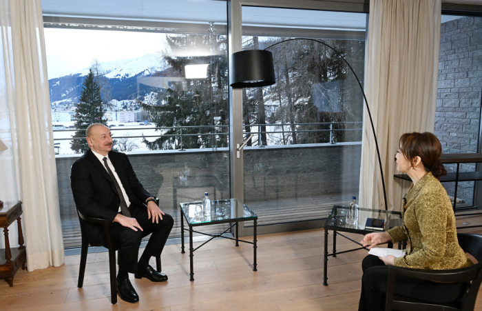 Davos: le président Ilham Aliyev accorde une interview à la chaîne de télévision chinoise CGTN 