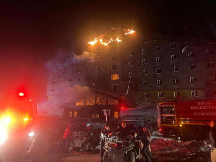  Türkiye: un incendie dans un hôtel de la station de ski de Kartalkaya fait 10 morts 