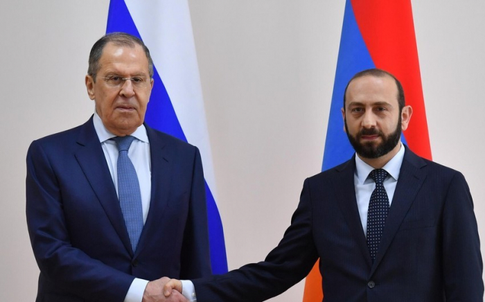   Außenminister von Armenien und Russland erörtern Möglichkeit einer Auflösung der Minsk-Gruppe  