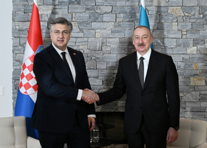   Präsident Ilham Aliyev trifft sich mit dem Premierminister Kroatiens  