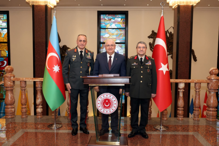 Azerbaijan’s Deputy Defense Minister meets with Turkish minister of National Defense