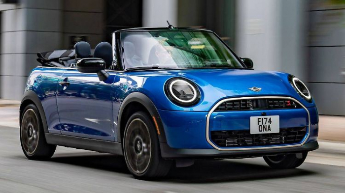  Im neuen Mini Cooper Cabrio durch die Stadt - so fährt er sich 