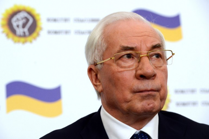    Azarov:    "Tramp Kiyevi Kreml ilə istənilən sazişi imzalamağa məcbur edə bilər"