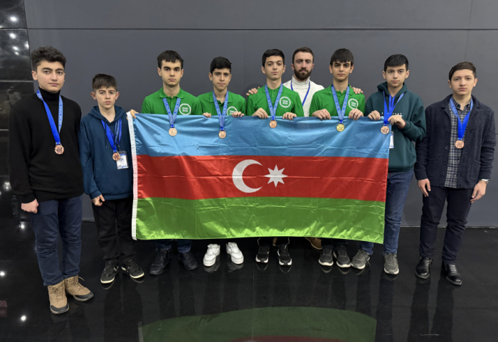 Los escolares azerbaiyanos ganan ocho medallas en la prestigiosa Olimpiada de Astaná