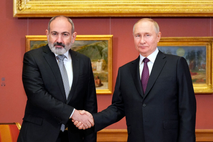   Poutine et Pashinyan discutent de questions bilatérales  