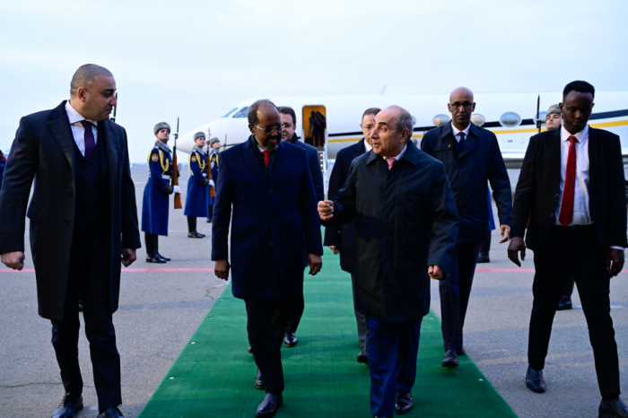   El Presidente de Somalia realiza la visita oficial a Azerbaiyán  