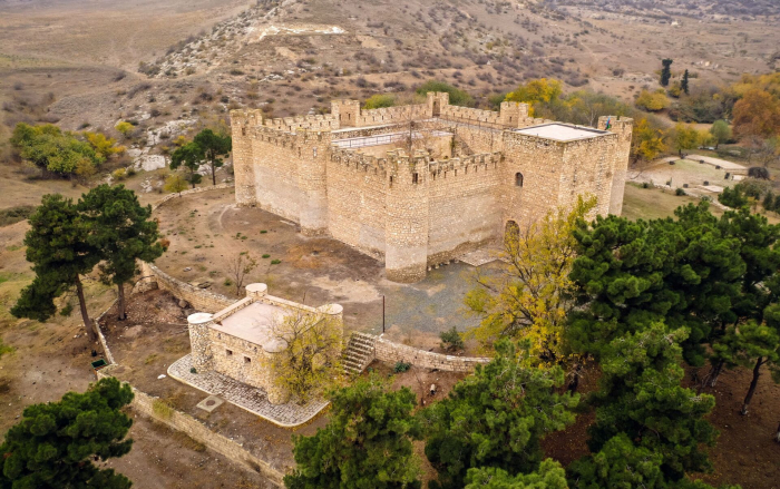 Şahbulaq qalası ətrafında turizm infrastrukturu yaradılacaq  
