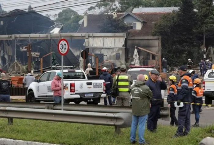   Two dead after plane crashes into vehicles on busy road in Sao Paulo  