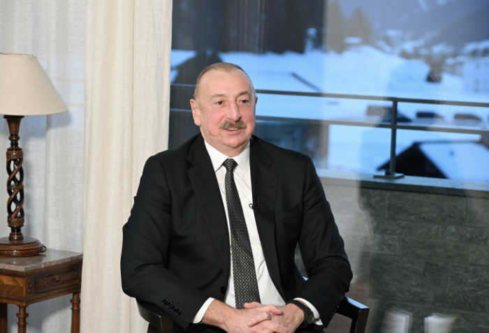 Ilham Aliyev : Notre politique, fondée sur le principe de non-ingérence dans les affaires intérieures d’aucun pays, est soutenue sur la scène internationale