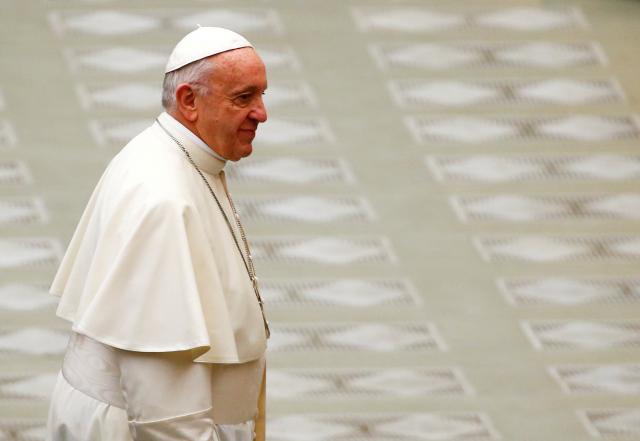 Pope Francis has double pneumonia, complicating his treatment: Vatican