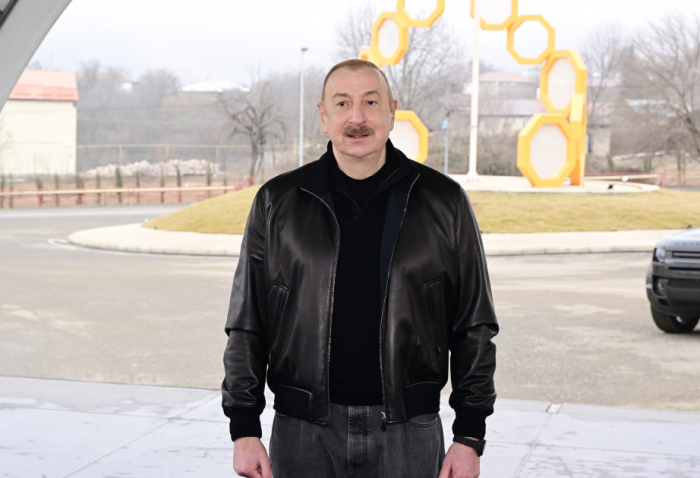   Ilham Aliyev : Il est du devoir de notre État de créer les meilleures conditions pour ceux qui ont vécu avec la nostalgie pour patrie  