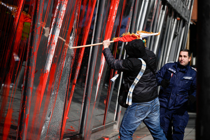 Anti-EU protesters storm EU mission in Bulgaria