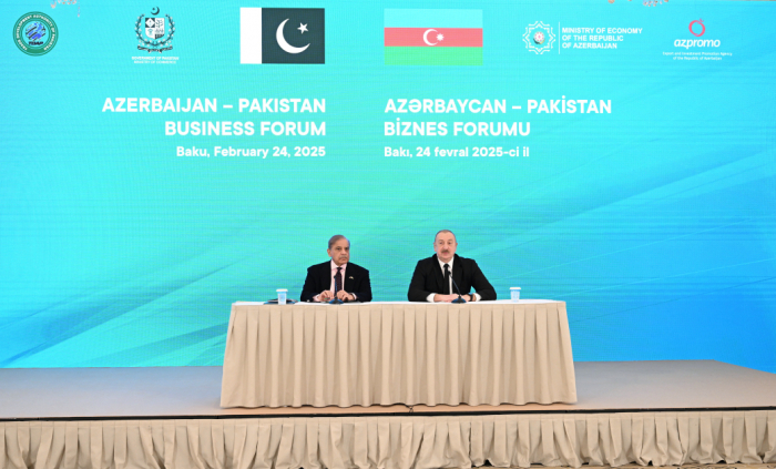  En Bakú se celebra foro empresarial azerbaiyano-pakistaní 