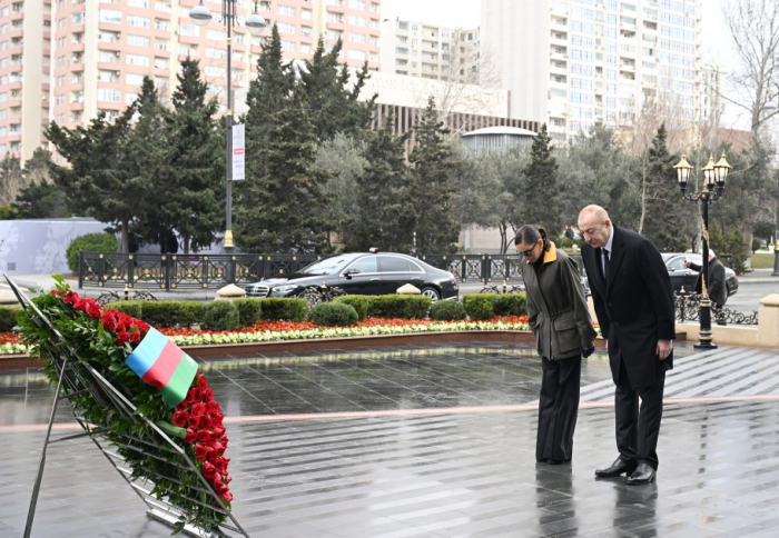  Prezident və Birinci xanım Xocalı abidəsini ziyarət ediblər  I FOTO  