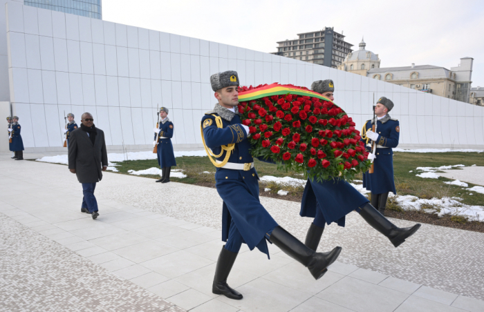 President of Guinea-Bissau visits Victory Park in Baku