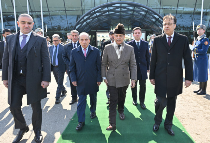 Pakistani PM concludes visit to Azerbaijan