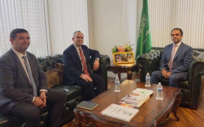   Azerbaijani Consul General in Los Angeles meets with his Saudi counterpart  