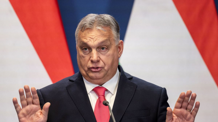       Orban:    “Daha gey-paradlar olmayacaq”   