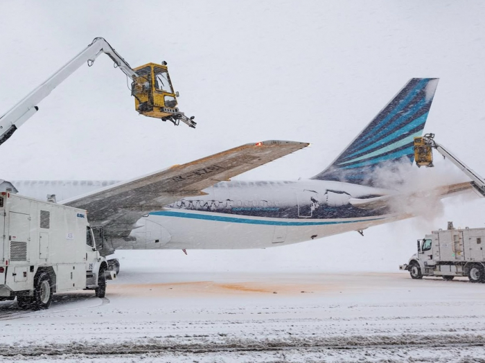 Heydar Aliyev Airport maintains operations amid adverse weather conditions