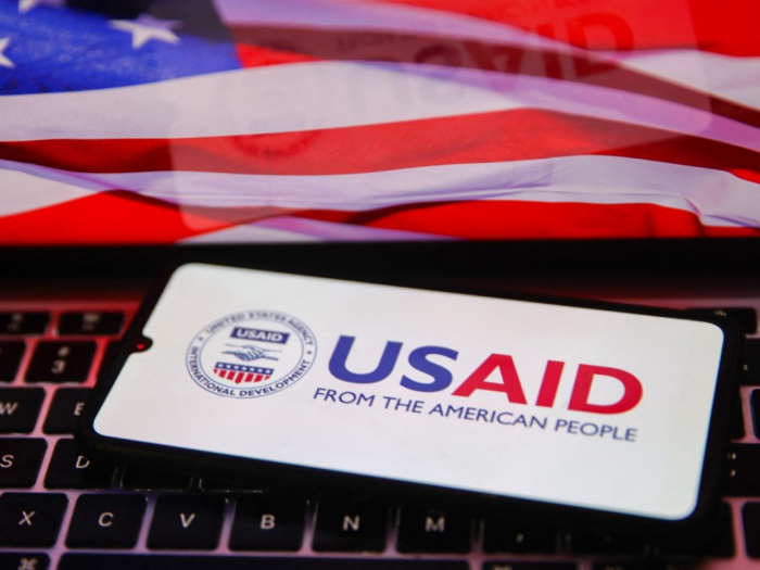    USAID bütün işçilərini məzuniyyətə göndərir   