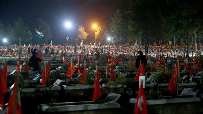 La Türkiye commémore les victimes des tremblements de terre du 6 février