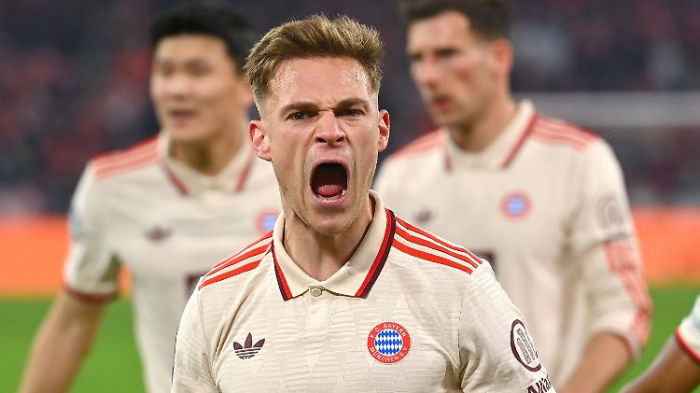   Joshua Kimmich bleibt beim FC Bayern - aber der Ball ist noch nicht im Netz  