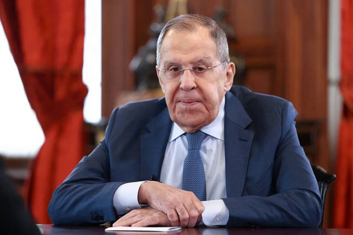       Lavrov:    "Nüvə gücləri bir-birinə qışqırmamalıdır!"   