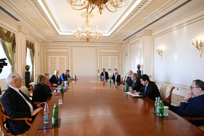 President Ilham Aliyev receives co-chairs, members of Board of Trustees of Nizami Ganjavi Int