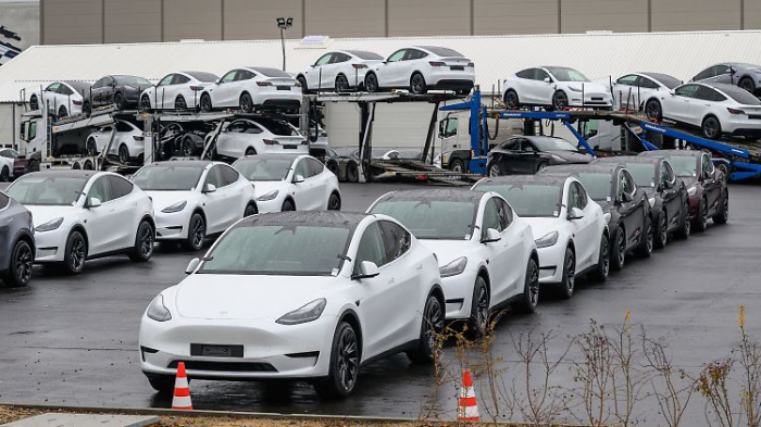   Die Lust der Deutschen auf einen Tesla sinkt drastisch  