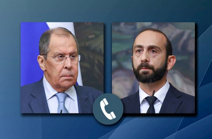   Russian and Armenian FMs had telephone conversation  