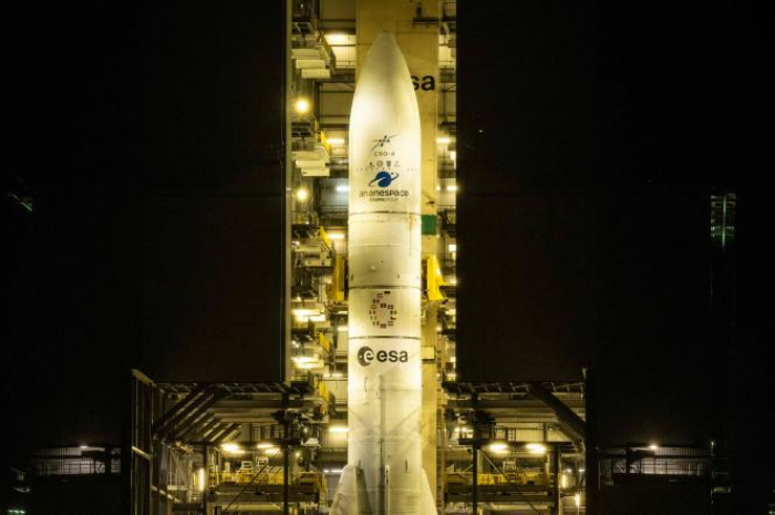 Ariane 6 : une «anomalie au sol» reporte le lancement, annonce Arianespace