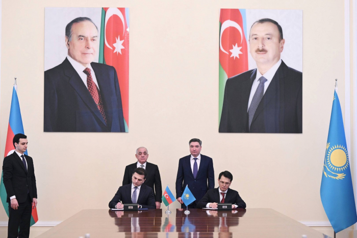   Several documents inked between Azerbaijan and Kazakhstan  