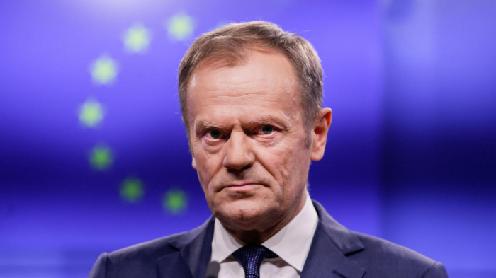    Tusk Avropa Sammitinin yekunu barədə:    "Qərb təslim olmaq niyyətində deyil"      