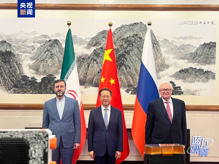 Nucléaire iranien: des discussions Chine-Iran-Russie s