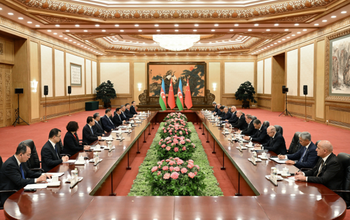   Präsidenten von Aserbaidschan und China treffen sich im erweiterten Rahmen  