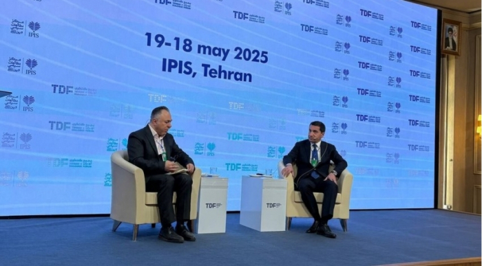 Hikmət Hacıyev: "Azərbaycan və İran iqtisadi əməkdaşlığı gücləndirməlidir" Hikmət Hacıyev: "Azərbaycan və İran iqtisadi əməkdaşlığı gücləndirməlidir"